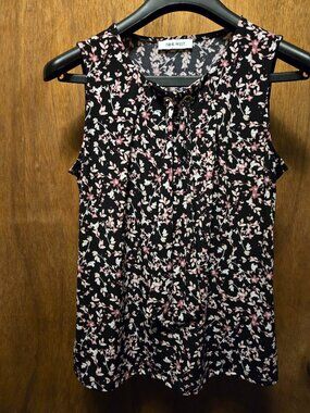 Nine West Black Floral Tank no size tag